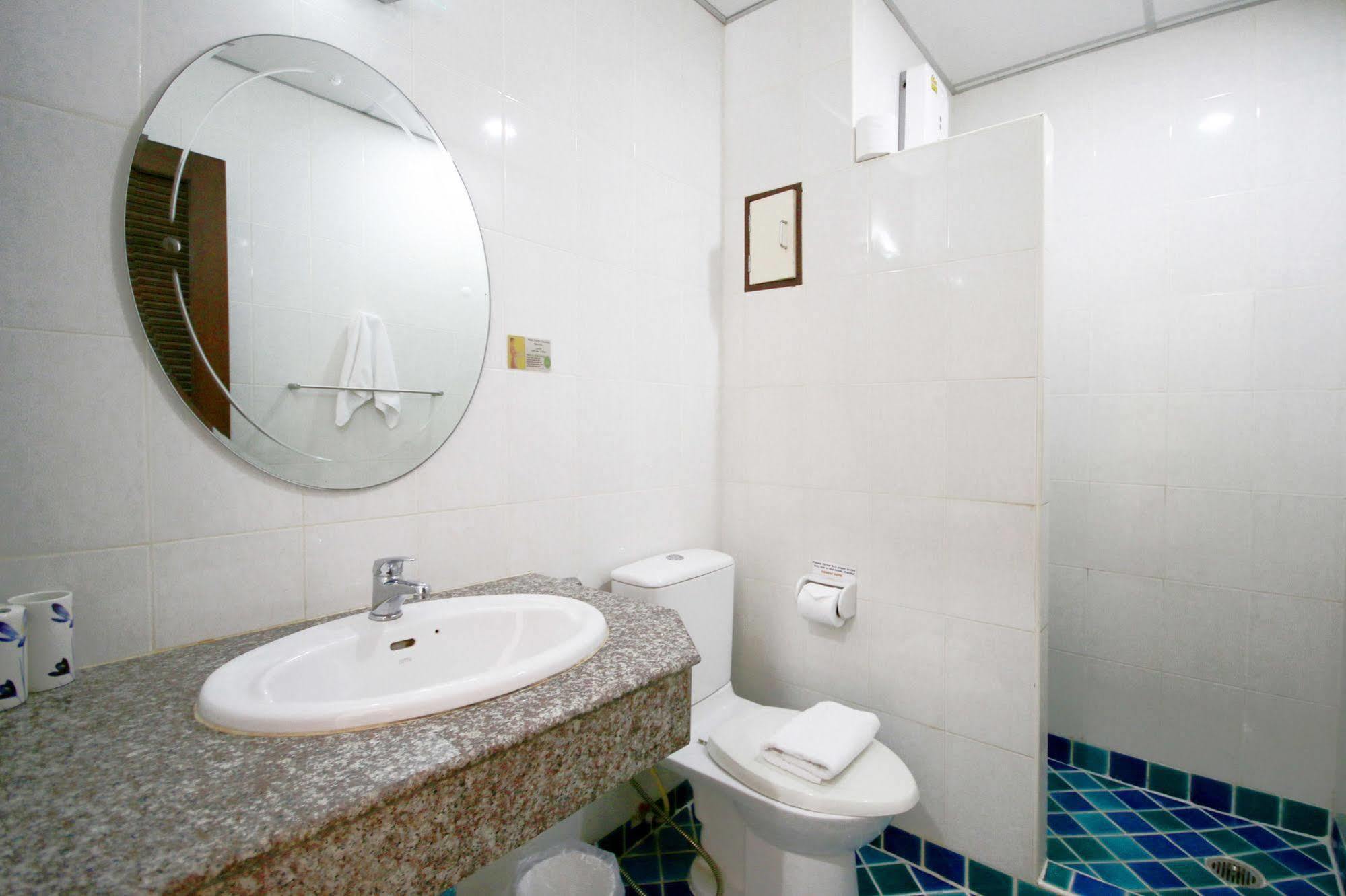 Orange Hotel Patong Ngoại thất bức ảnh